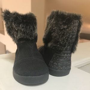 TOMS black toddler boots